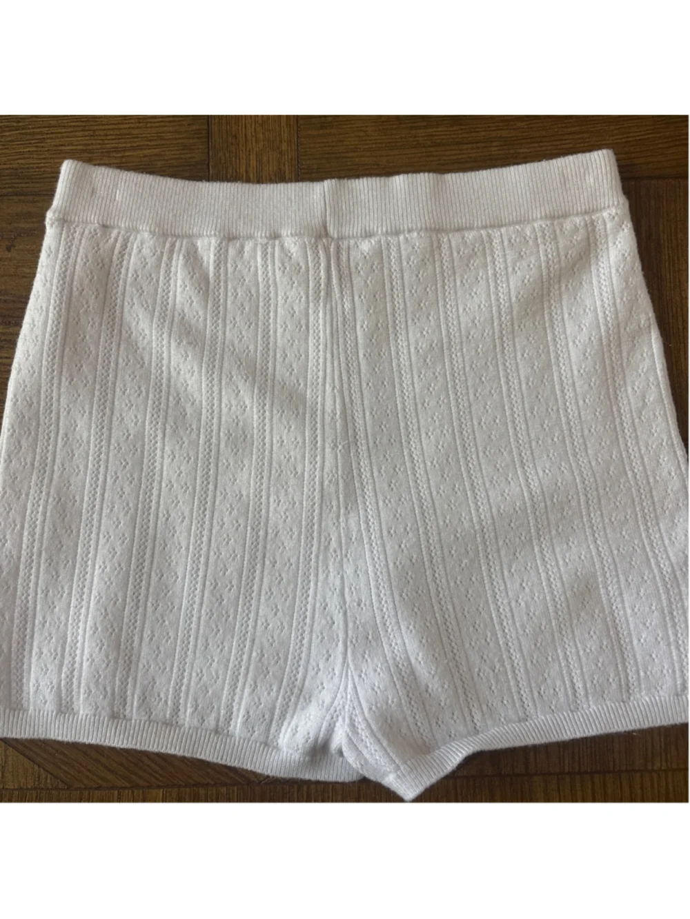 Alo yoga pointelle sweater be mine hot shorts size S